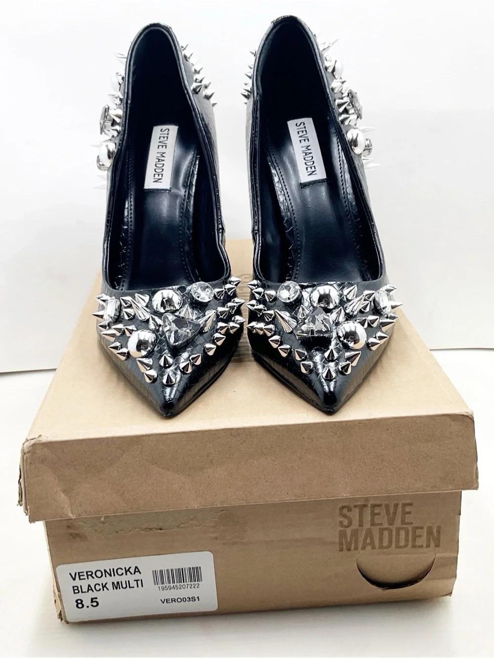 🆕{Steve Madden}Veronicka Spike & Crystal Embellished Pumps